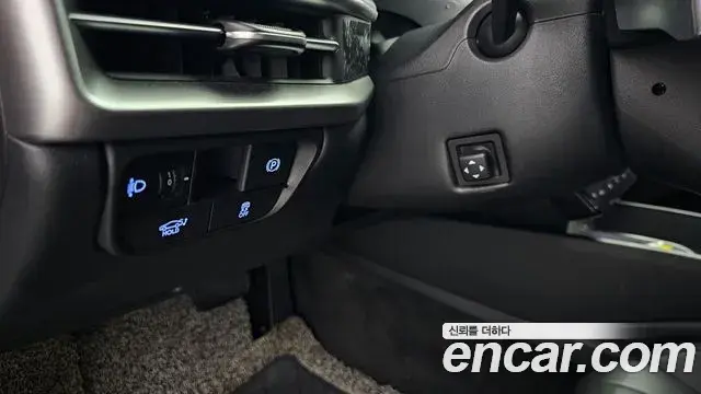 Hyundai Grandeur Hybrid 2024 — ფოტო 24/34