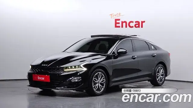 Kia K5 2021 — Şəkil 8/20