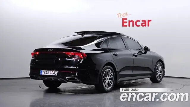 Kia K5 2021 — Şəkil 9/20