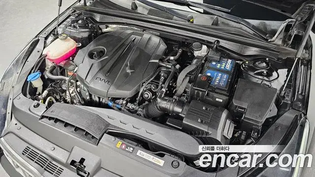 Kia K5 2021 — Şəkil 15/20