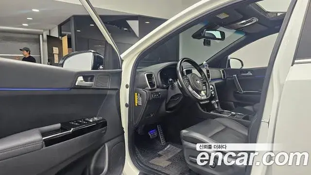 Kia Sportage The Bold 2019 — Фото 10/20
