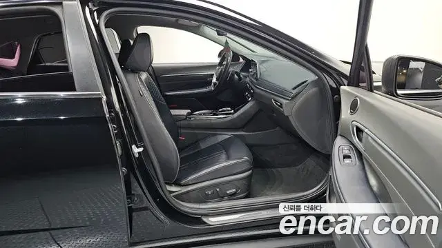 Hyundai Sonata 2021 — Фото 11/20