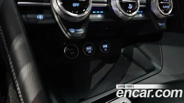 Genesis G70 2020 — Photo 29/31