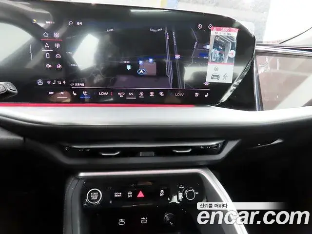 Audi Q5 2025 — Фото 13/20
