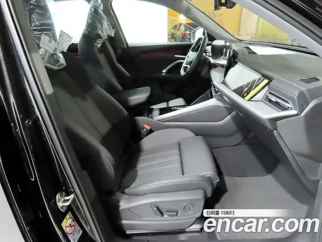 Audi Q5 2025 — Фото 14/20