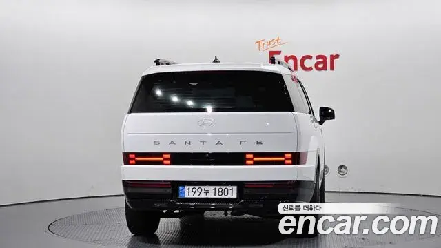 Hyundai Santa Fe 2024 — ფოტო 28/33