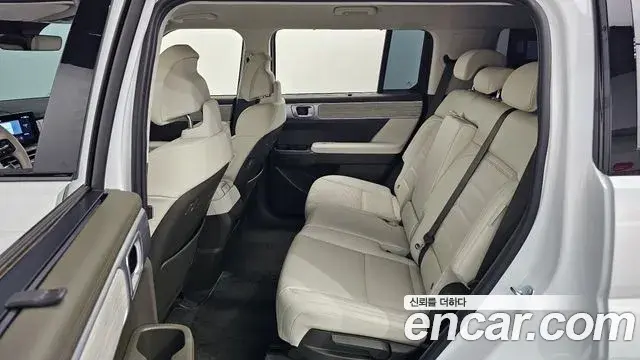 Hyundai Santa Fe 2024 — ფოტო 33/33