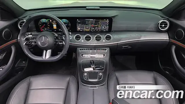 Mercedes-Benz E-Class 2021 — Şəkil 16/33