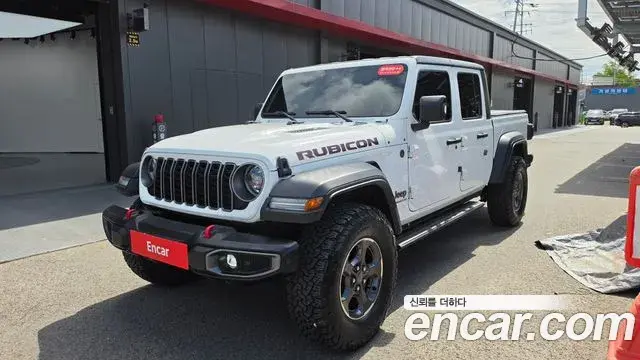 Jeep Gladiator 2023 — Photo 14/34