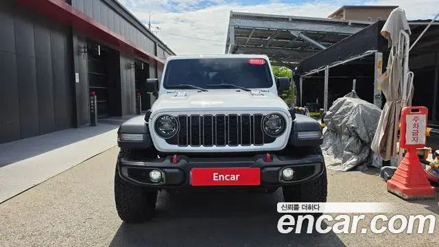 Jeep Gladiator 2023 — Photo 8/34