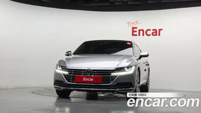 Volkswagen Arteon 2019 — Photo 14/32