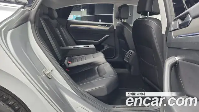 Volkswagen Arteon 2019 — Photo 27/32