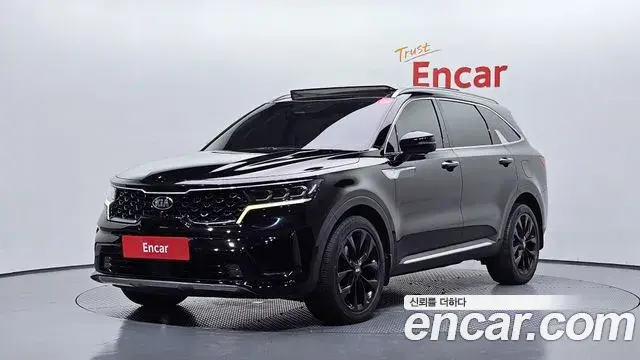 Kia Sorento 2021 — Фото 1/20