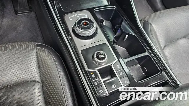 Kia Sorento 2021 — Фото 9/20