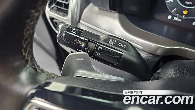 Kia Sorento 2021 — Фото 19/20