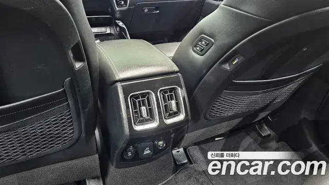 Kia Sorento 2021 — Photo 26/32