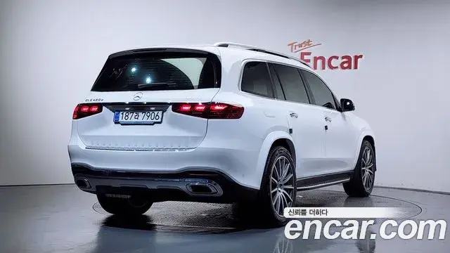 Mercedes-Benz GLS-Class 2025 — ფოტო 36/37