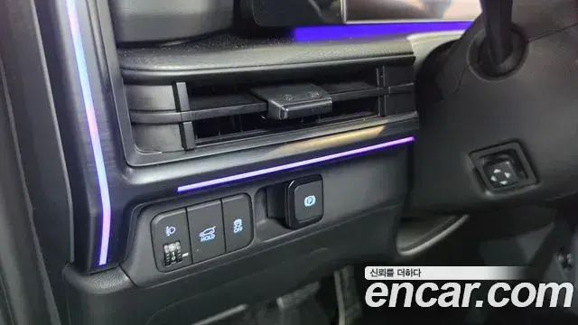 Hyundai Santa Fe 2024 — Фото 19/20