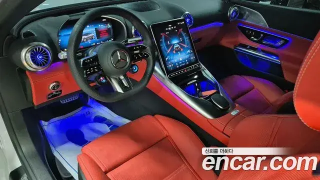 Mercedes-Benz SL-Class 2025 — Фото 10/20
