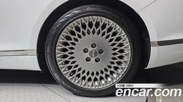 Genesis G80 2021 — ფოტო 14/37