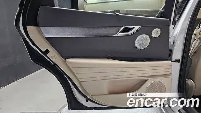 Genesis G80 2021 — ფოტო 32/37