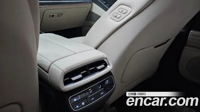 Genesis G80 2021 — ფოტო 9/37