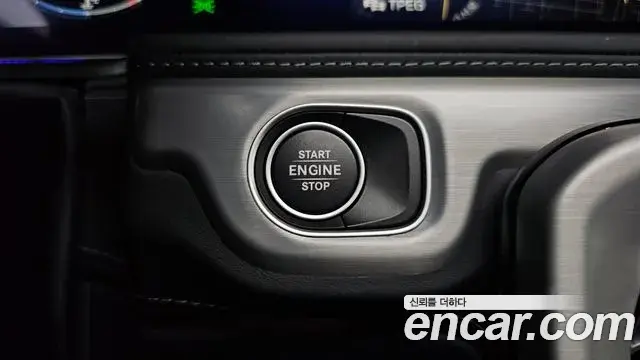 Mercedes-Benz G-Class 2024 — ფოტო 27/30