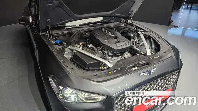 Genesis G70 2018 — Photo 22/33