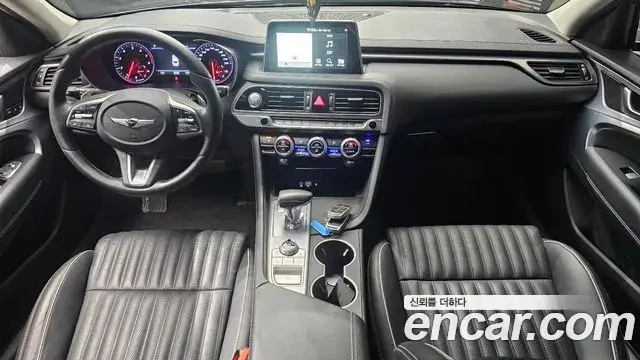 Genesis G70 2018 — Photo 20/33
