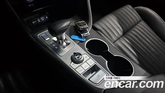 Genesis G70 2018 — Photo 15/33