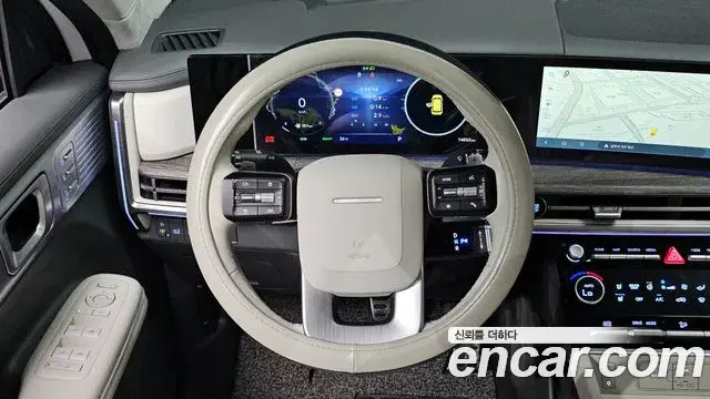 Hyundai Santa Fe 2025 — ფოტო 13/20