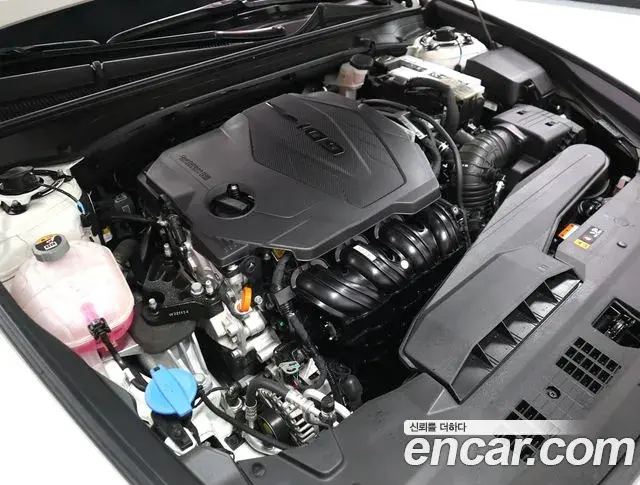 Hyundai Grandeur Hybrid 2023 — Photo 20/20
