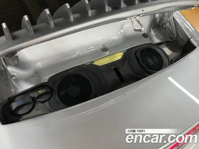 Porsche 911 2023 — Photo 16/19