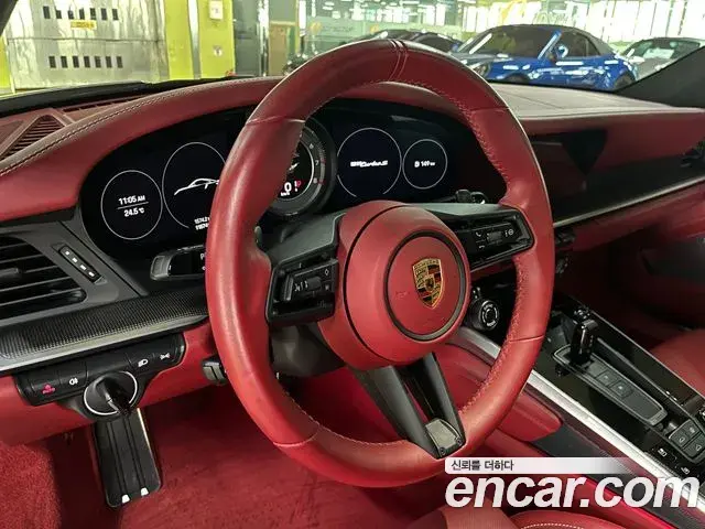 Porsche 911 2023 — Photo 3/19
