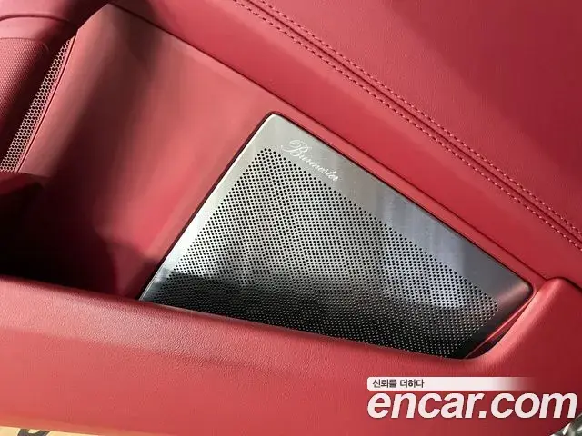 Porsche 911 2023 — Photo 13/19