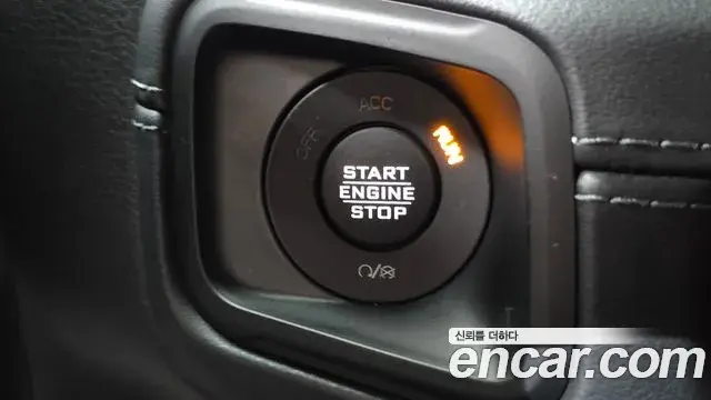 Jeep Wrangler 2025 — Photo 23/30