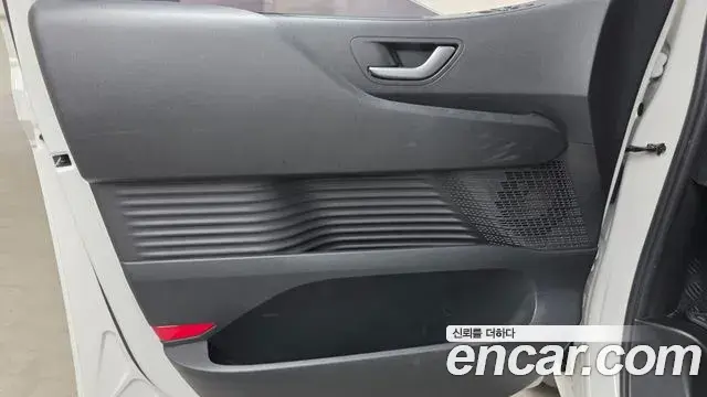 Hyundai Staria 2021 — Şəkil 24/30