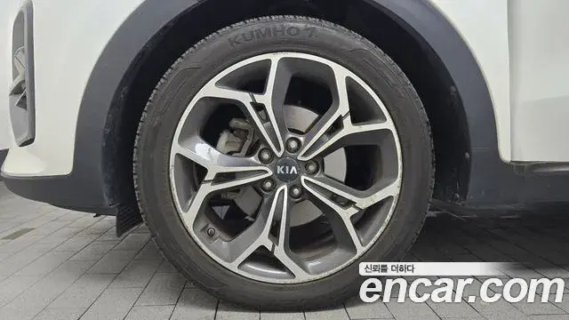 Kia Sportage The Bold 2019 — Фото 5/20