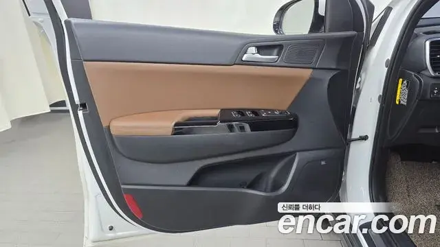 Kia Sportage The Bold 2019 — Photo 9/35