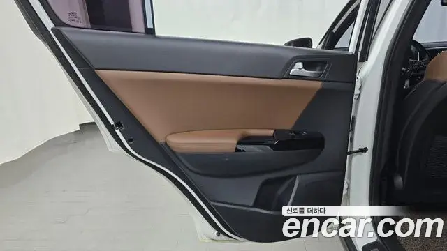 Kia Sportage The Bold 2019 — Photo 21/35