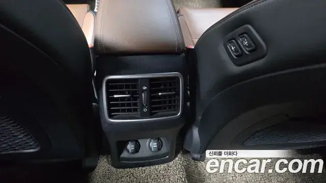 Kia Sportage The Bold 2019 — Photo 4/35