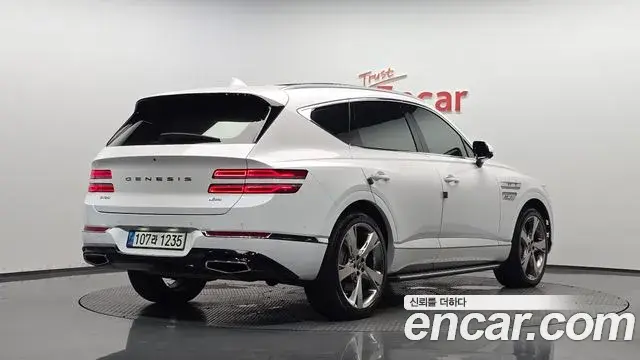 Genesis GV80 2023 — Photo 13/20