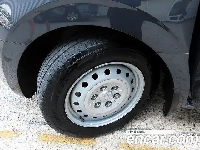 Hyundai Staria 2022 — Photo 19/20