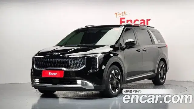 Kia Carnival 2024 — Фото 1/20