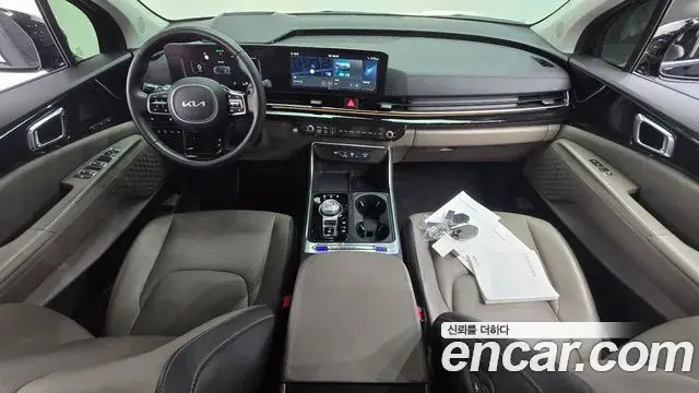 Kia Carnival 2024 — Фото 7/20