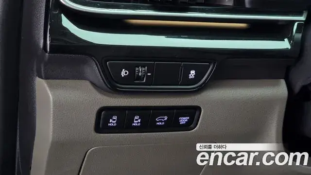Kia Carnival 2024 — Фото 13/20