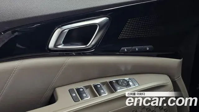 Kia Carnival 2024 — Фото 20/20