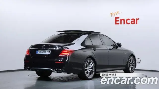 Mercedes-Benz E-Class 2020 — Şəkil 19/36