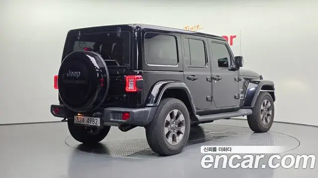 Jeep Wrangler 2019 — Фото 2/20