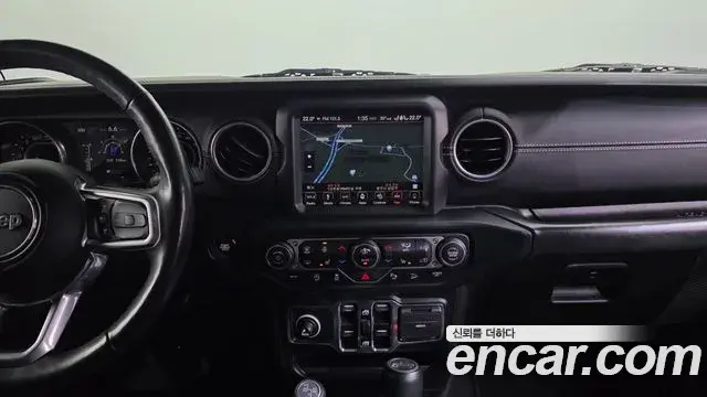 Jeep Wrangler 2019 — Фото 14/20